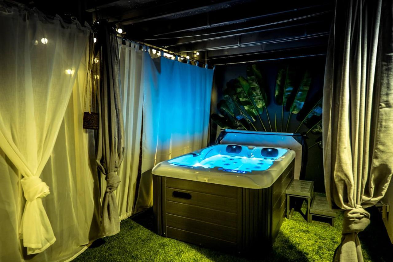 Suites By Aix Keys Avec Jacuzzi Privatif 5 Min Des Plages Fouras Saint-Laurent-de-la-Prée Exterior foto